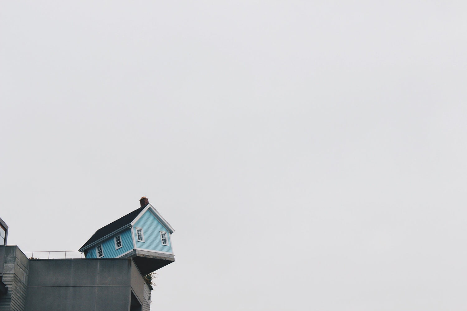 Property security guides - Is social media putting home security at risk?